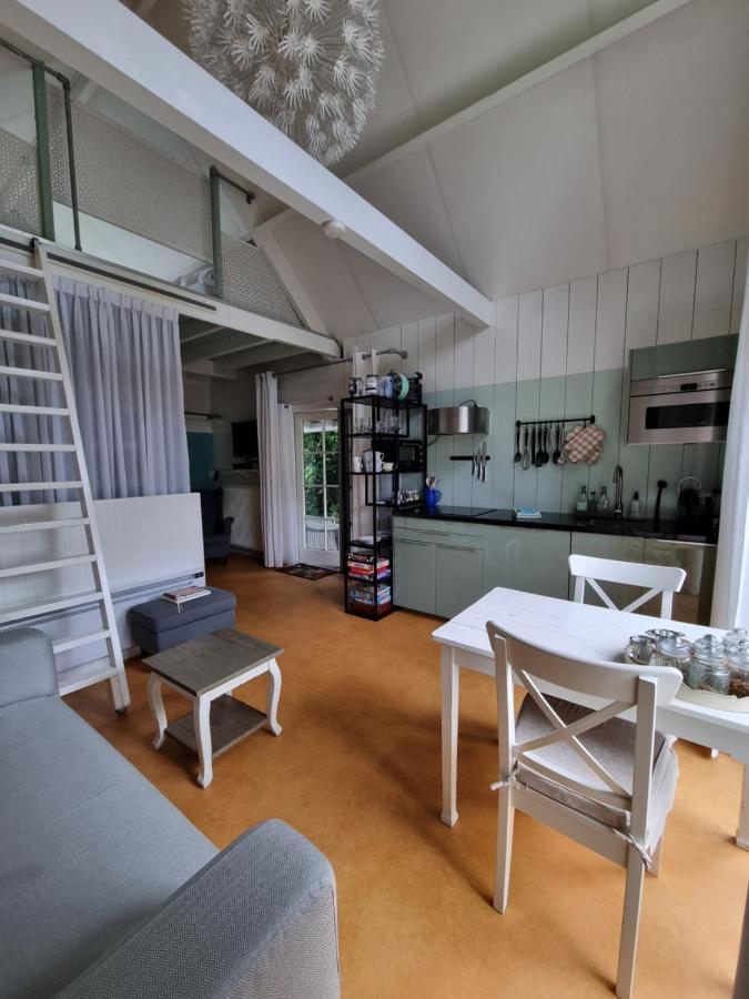 Bed En Breakfast Onder Aan De Dijk Warder Exteriör bild