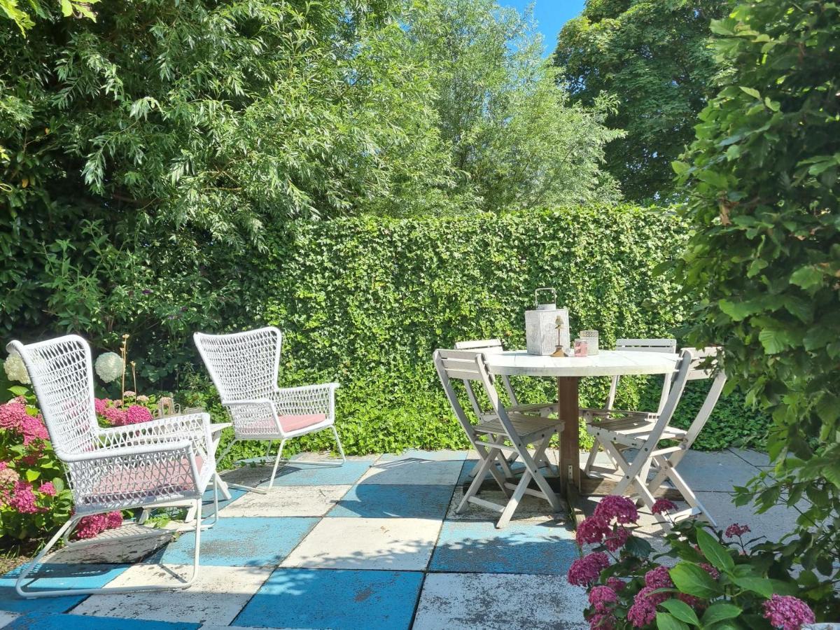 Bed En Breakfast Onder Aan De Dijk Warder Exteriör bild